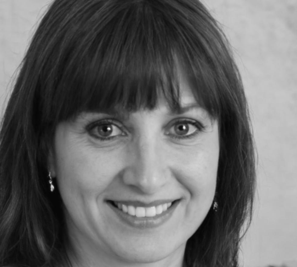 Marie Dubois, Directrice Générale de Questalithara